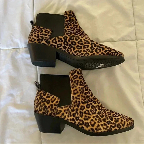 Cole Haan Gia leopard faux fur booties - Picture 2 of 7